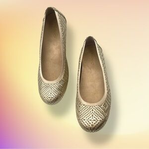 Vionic Anita Gold Metallic Woven Flats Size 10 Wide